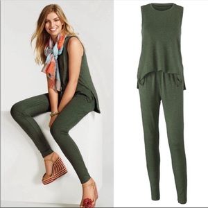 Cabi 5372 Loden Green Jumpsuit Size Small. Excellent preowned condition